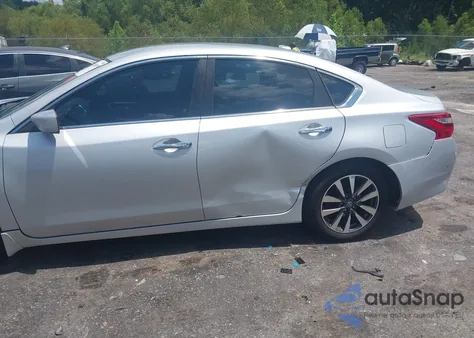 2017 Nissan Altima 2.5 Sv из США, поврежденный, VIN 1N4AL3AP5HC268339